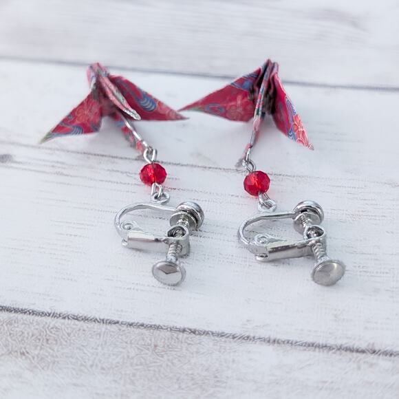 Vintage Clip On Earrings Origami Crane Dangle Earrings - Picture 5 of 15